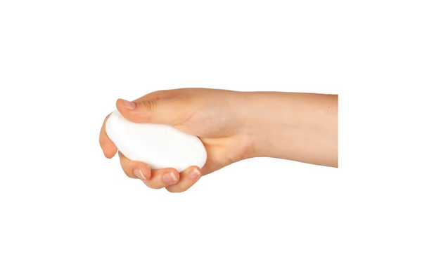 Show Tech Groom Stone Oval 8,5x4,9x2cm - pietra da rifinitura/pomice per rimuovere peli morti e morti - Colore: Bianco
